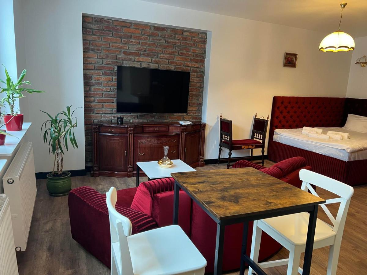 Apartamenty Pod Katedra Бельско-Бяла Экстерьер фото