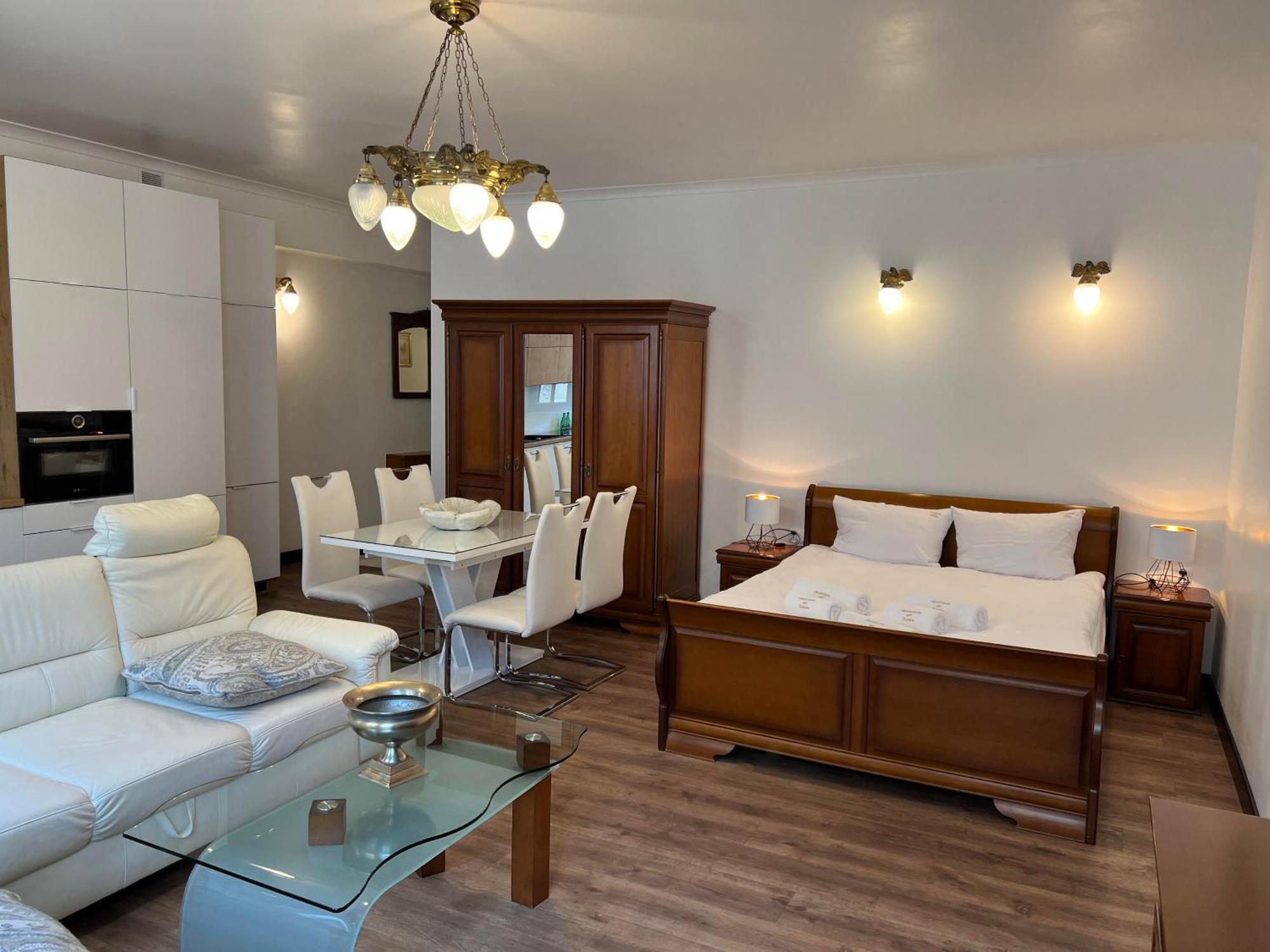 Apartamenty Pod Katedra Бельско-Бяла Экстерьер фото